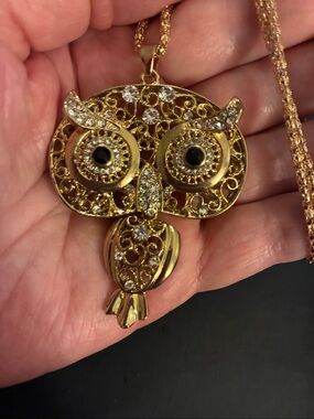 Gold Owl Pendant Necklace with Crystal Accents. Body moves.